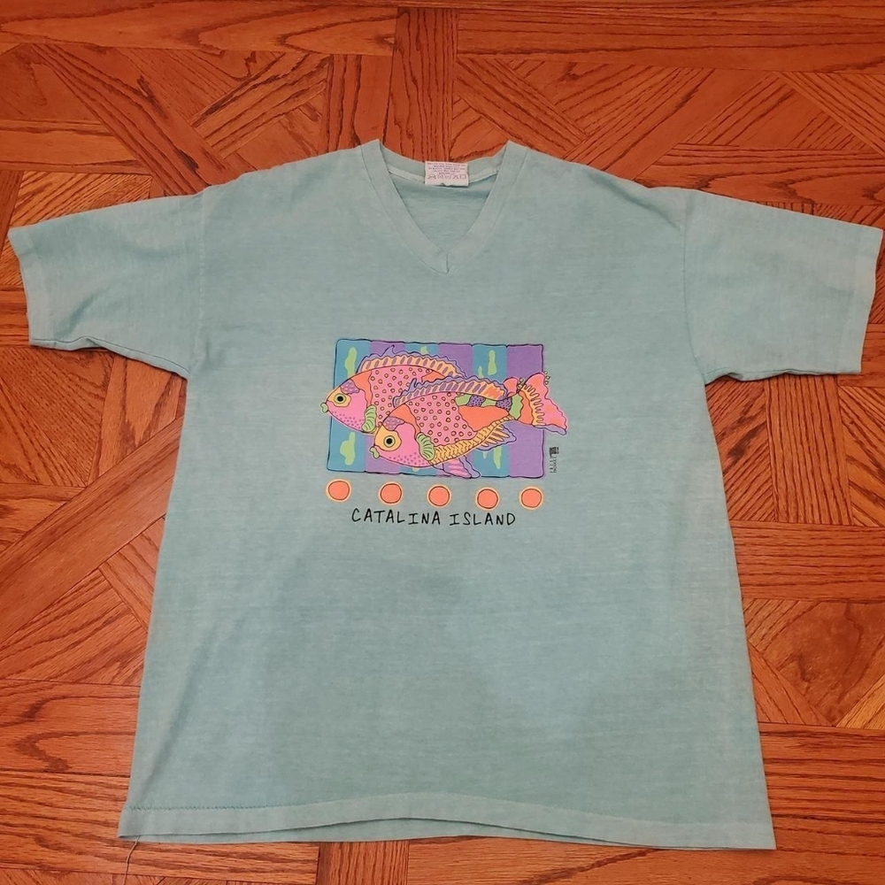 Vintage Fresh Produce Catalina Island V-neck tee!